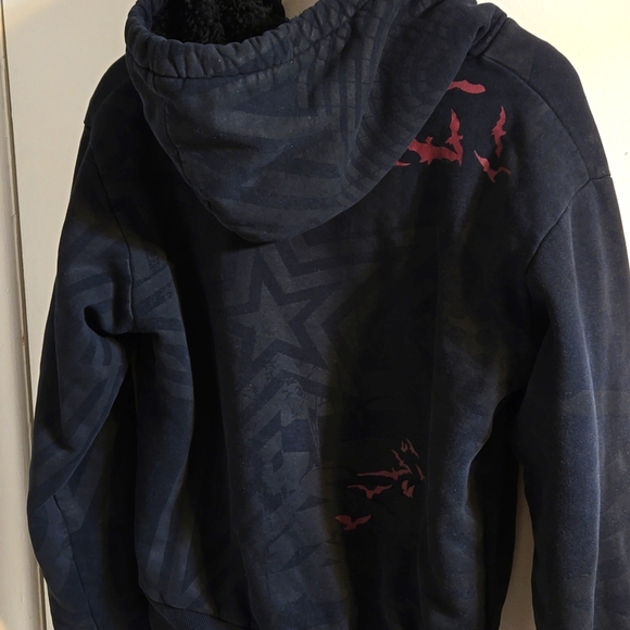 7) Fox Sasquatch Zip Hoodie - Picture 9 of 9